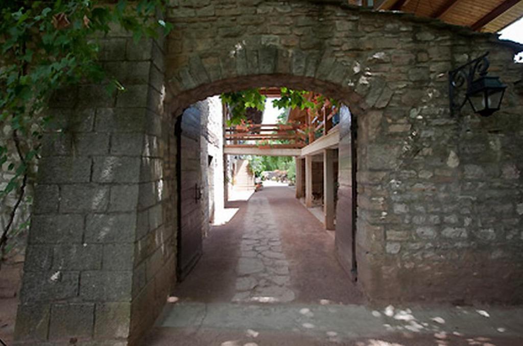 Logis Hotel Restaurant La Vieille Ferme, Macon Nord Sancé Εξωτερικό φωτογραφία