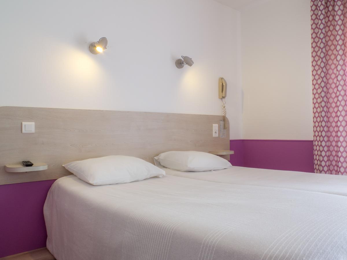 Logis Hotel Restaurant La Vieille Ferme, Macon Nord Sancé Εξωτερικό φωτογραφία