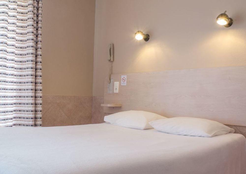 Logis Hotel Restaurant La Vieille Ferme, Macon Nord Sancé Εξωτερικό φωτογραφία