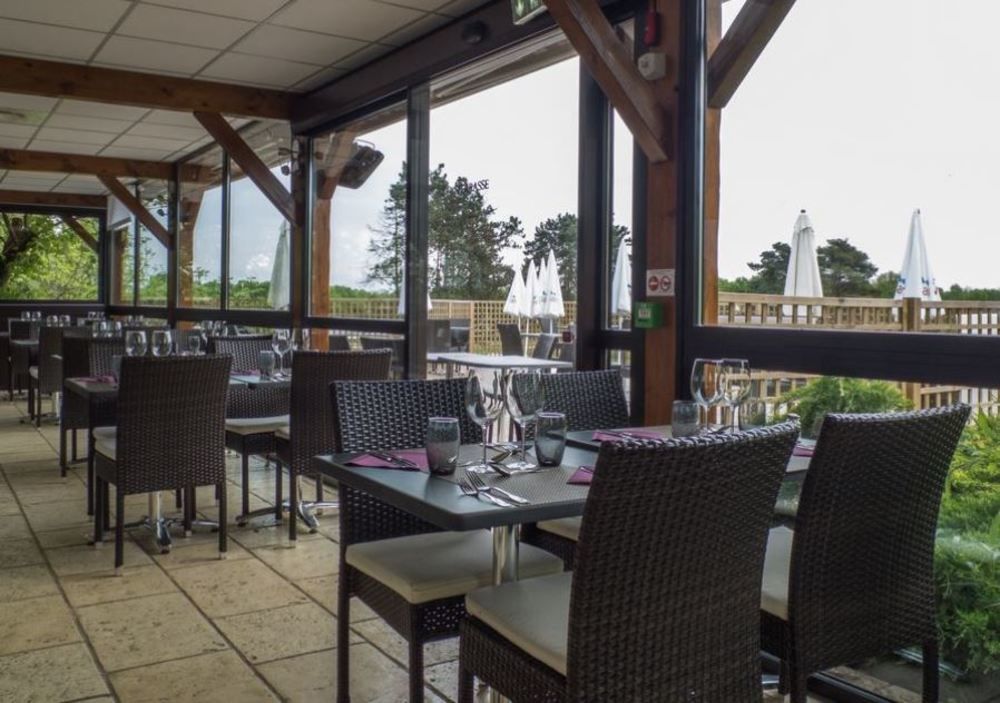 Logis Hotel Restaurant La Vieille Ferme, Macon Nord Sancé Εξωτερικό φωτογραφία