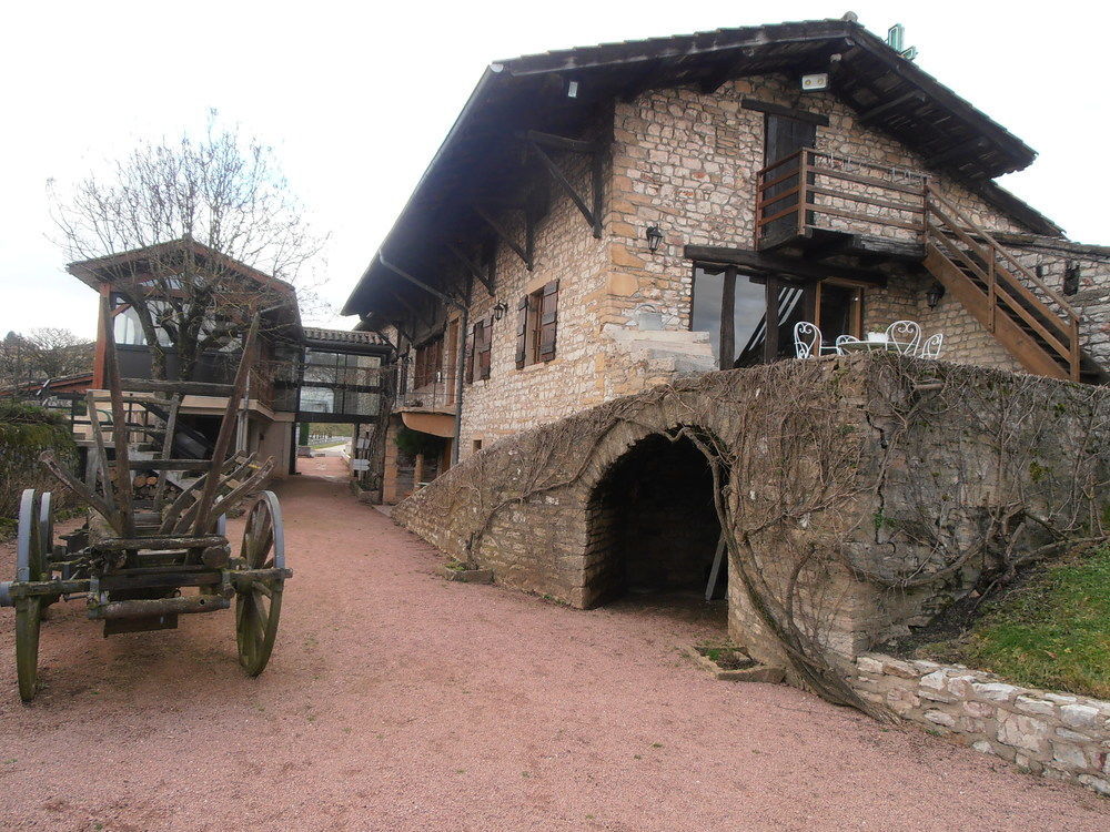 Logis Hotel Restaurant La Vieille Ferme, Macon Nord Sancé Εξωτερικό φωτογραφία