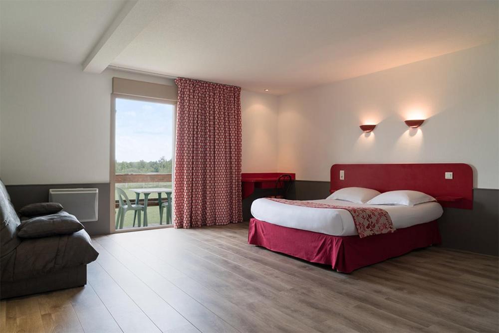 Logis Hotel Restaurant La Vieille Ferme, Macon Nord Sancé Εξωτερικό φωτογραφία